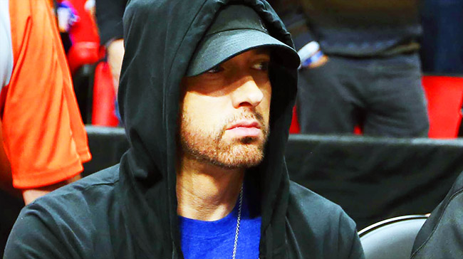 Eminem побывал на игре родной команды Detroit Pistons!